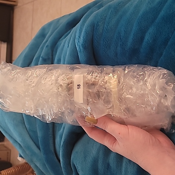 Goebel Hummel 1948 "Retreat to Safety" #201  2/0 Boy Climbing Fence Frog 4.25" H - Picture 3 of 4